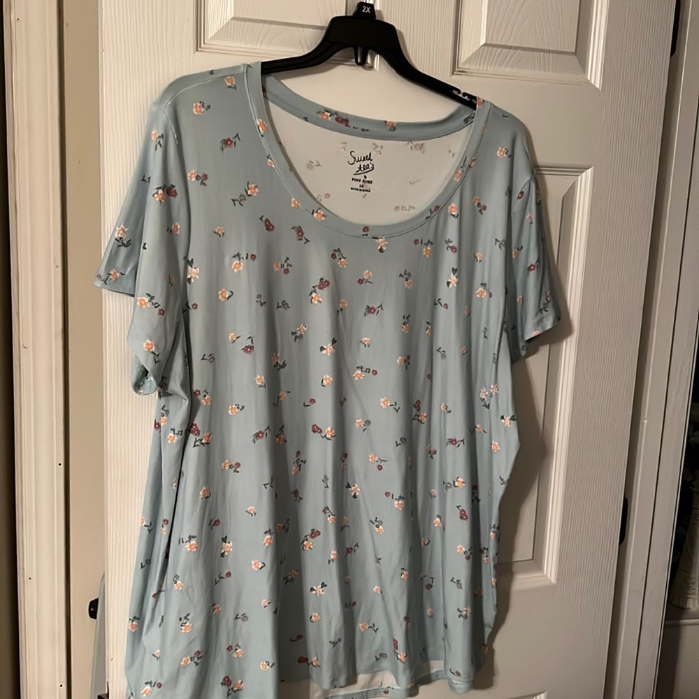 Sweet Tea’s by Pink Rose Mint Tee Shirt